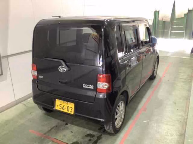 DAIHATSU MOVE CONTE