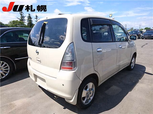 NISSAN MOCO