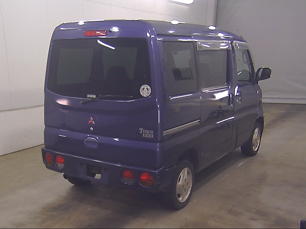 MITSUBISHI TOWN BOX