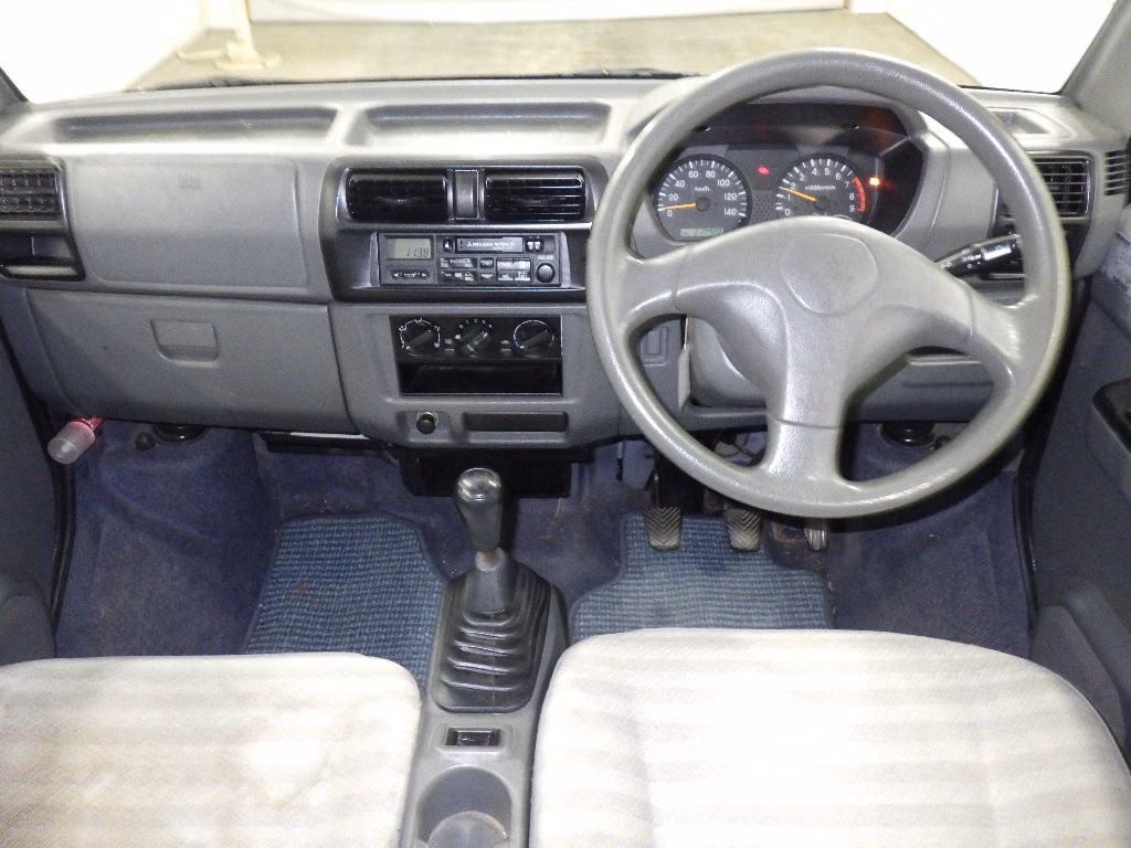 MITSUBISHI TOWN BOX