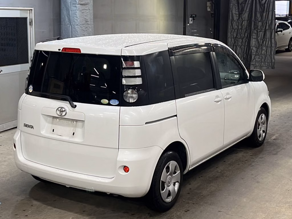 TOYOTA SIENTA