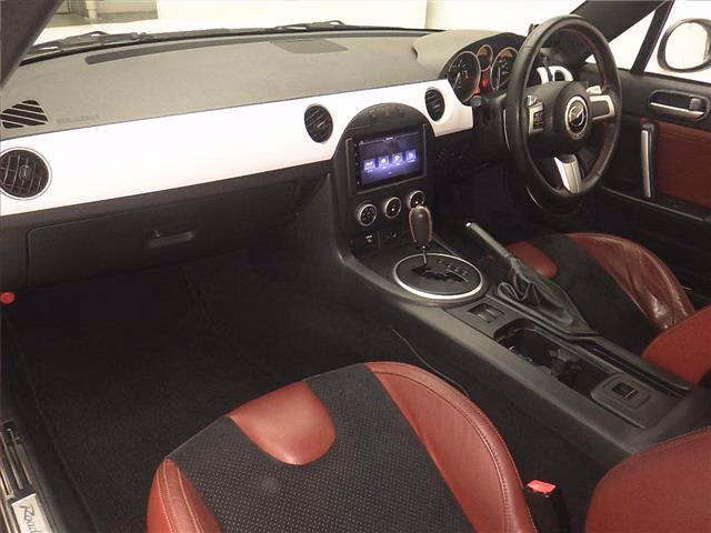 MAZDA ROADSTER