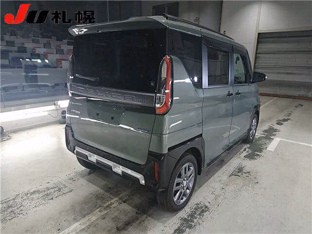 MITSUBISHI DELICA MINI