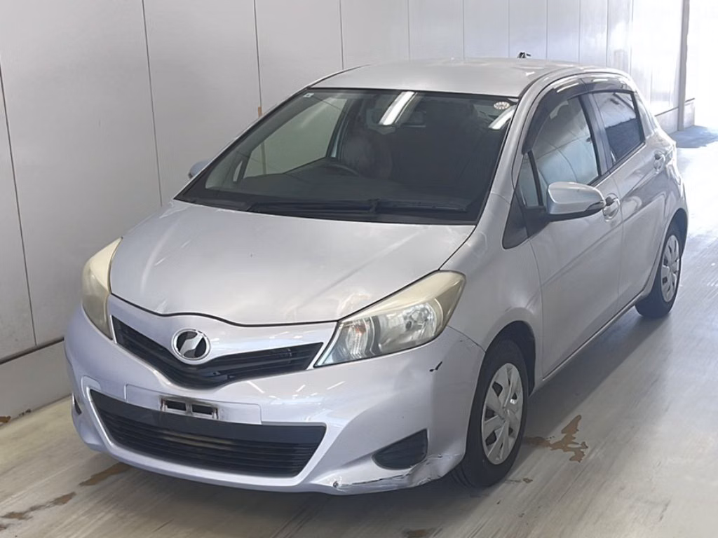 TOYOTA VITZ