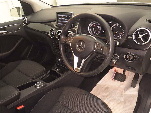 MERCEDES-BENZ B-CLASS