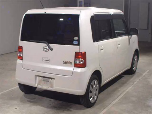 DAIHATSU MOVE CONTE