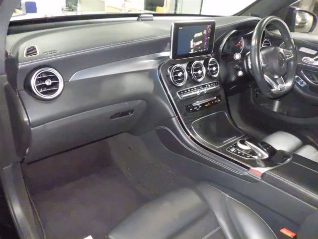 MERCEDES-BENZ GLC-CLASS