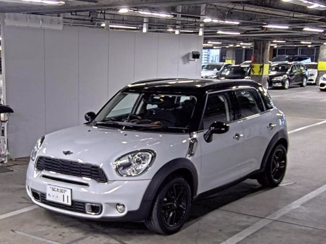 MINI CROSSOVER