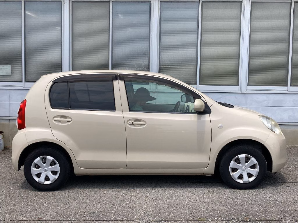 TOYOTA PASSO