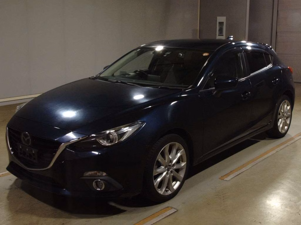 MAZDA AXELA