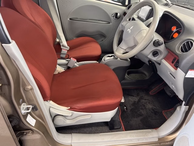 MITSUBISHI I