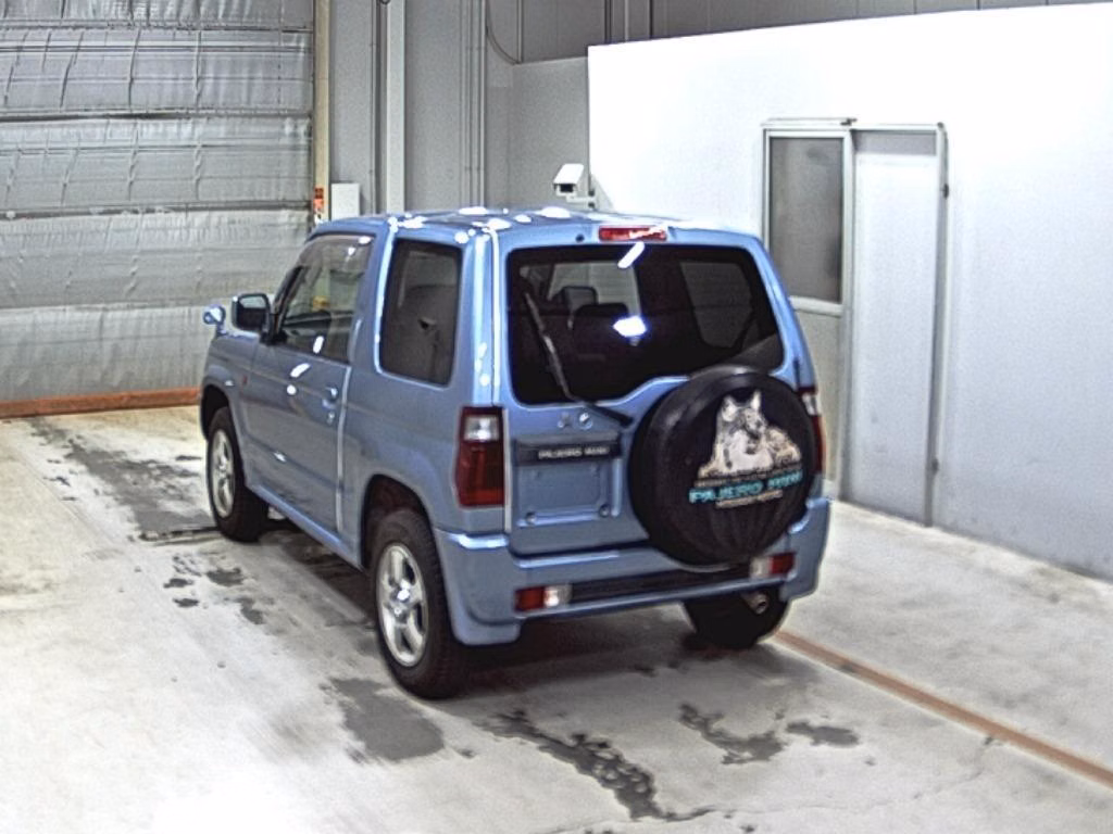 MITSUBISHI PAJERO MINI