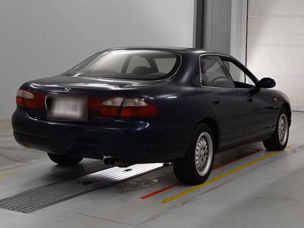 MAZDA EFINI MS-8