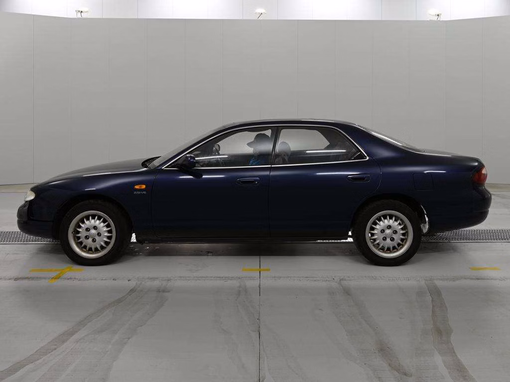 MAZDA EFINI MS-8
