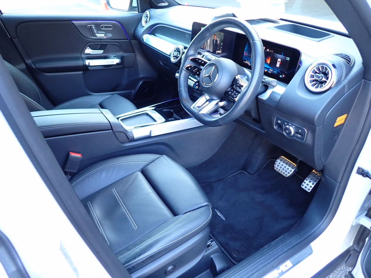 MERCEDES-BENZ GLB-CLASS