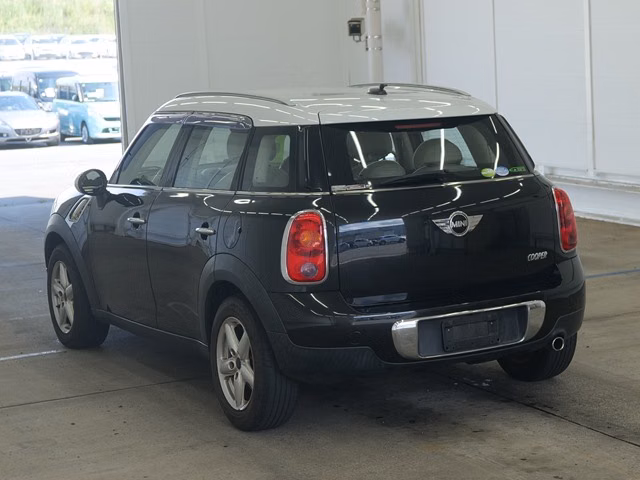 MINI CROSSOVER