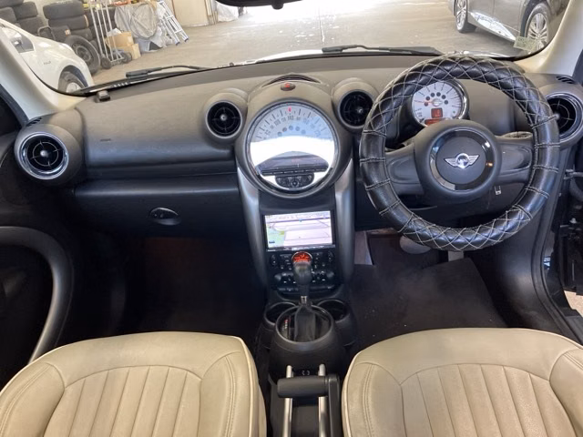 MINI CROSSOVER