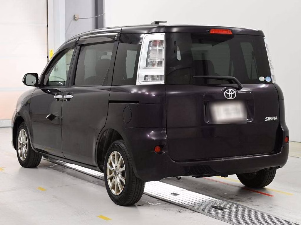 TOYOTA SIENTA