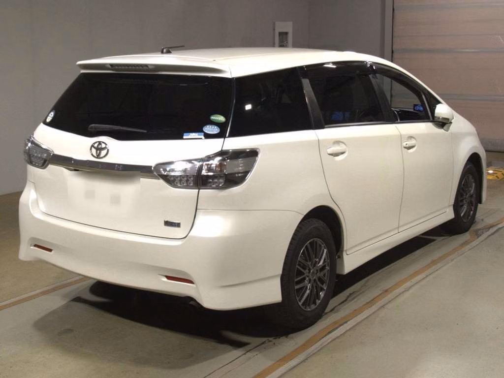 TOYOTA WISH