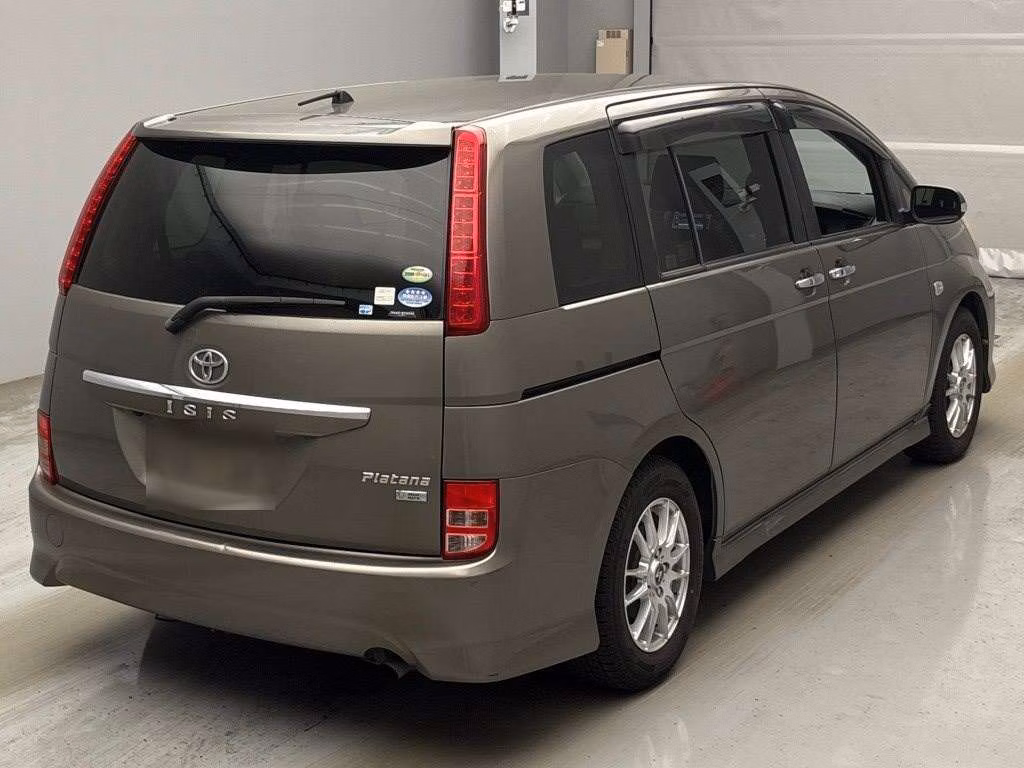 TOYOTA ISIS