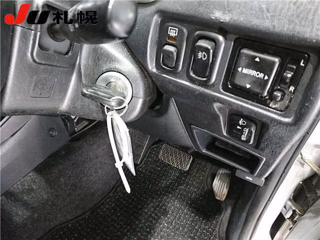 DAIHATSU TERIOS KID