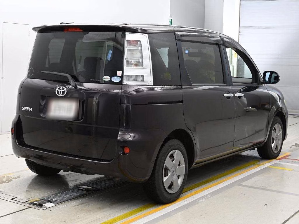 TOYOTA SIENTA