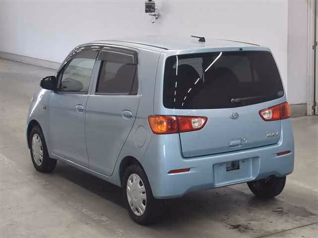 DAIHATSU MAX