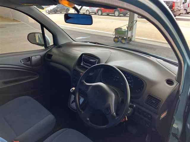 DAIHATSU MAX