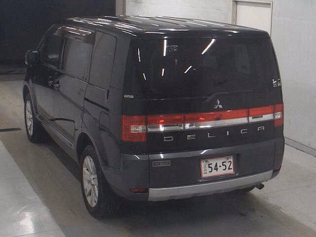 MITSUBISHI DELICA D:5