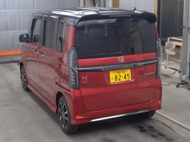 HONDA N-BOX