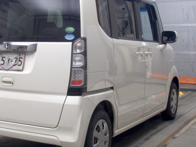 HONDA N-BOX