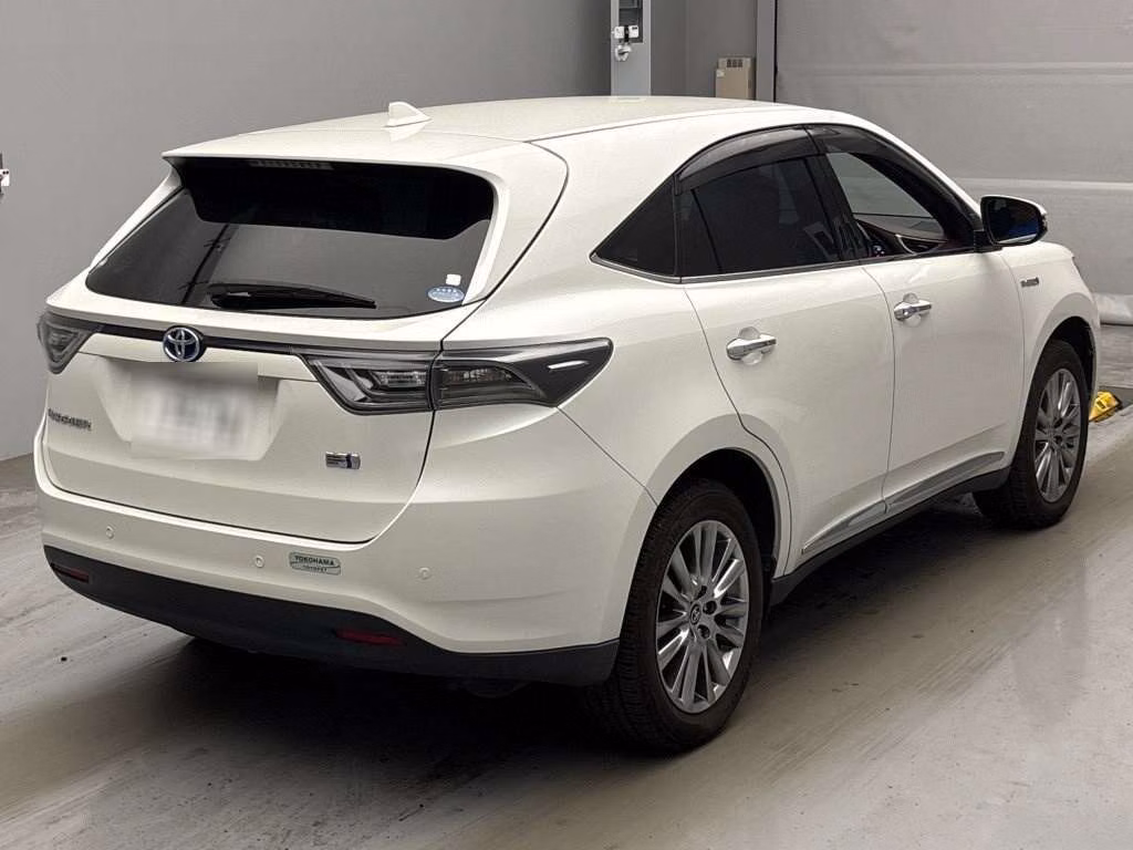 TOYOTA HARRIER