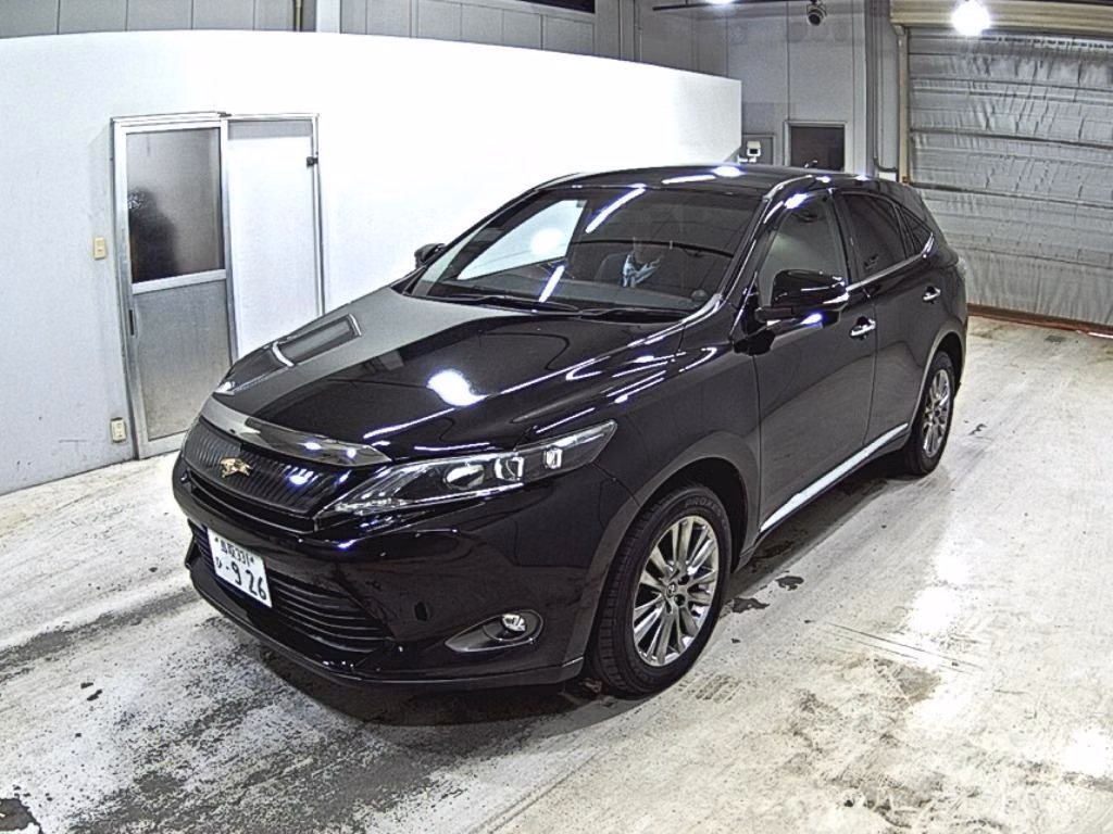 TOYOTA HARRIER