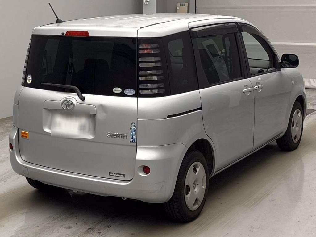 TOYOTA SIENTA