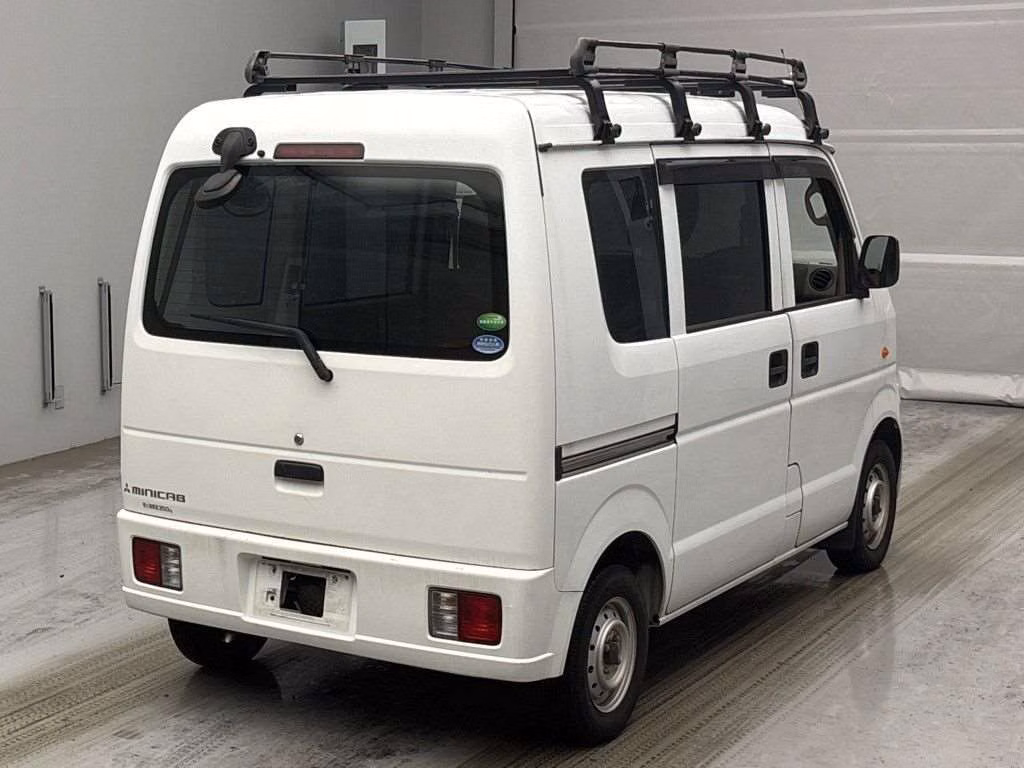 MITSUBISHI MINICAB