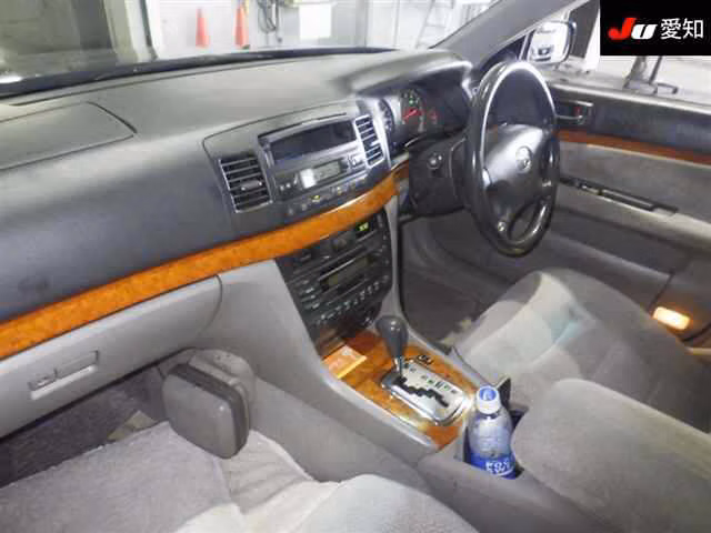 TOYOTA MARK II
