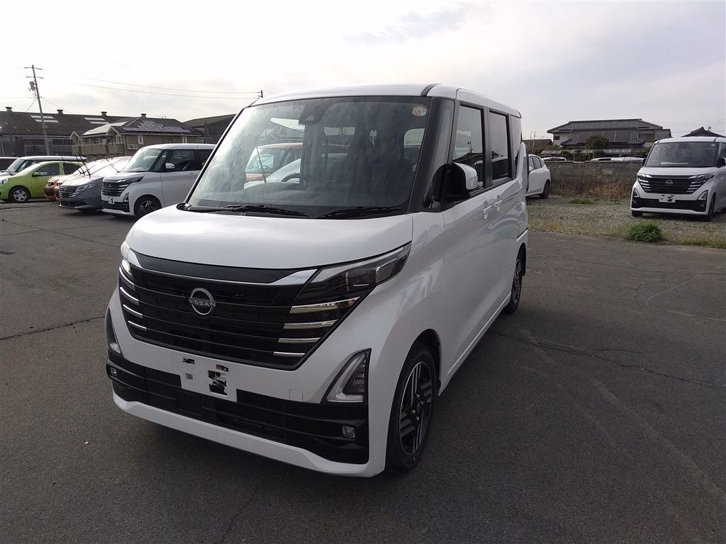 NISSAN ROOX