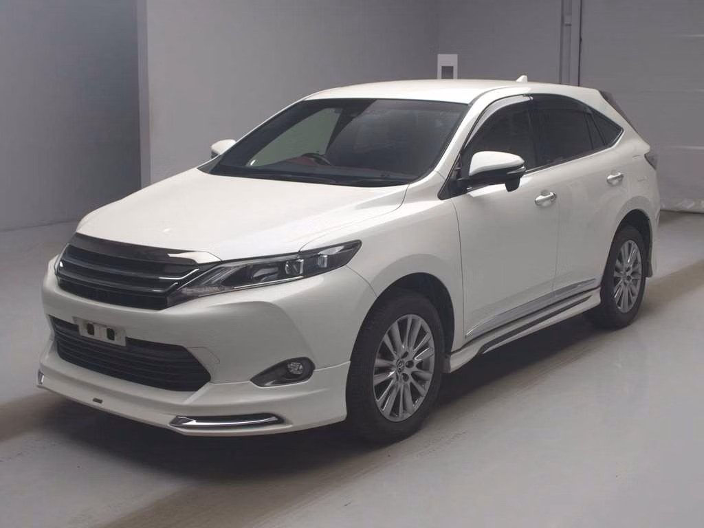 TOYOTA HARRIER