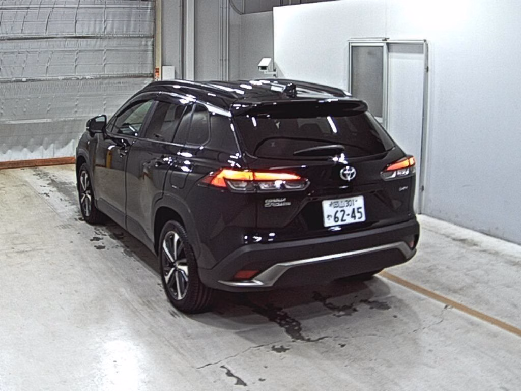 TOYOTA COROLLA CROSS