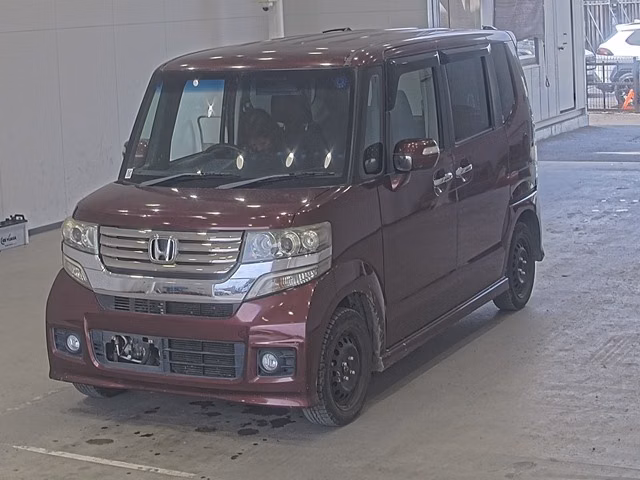 HONDA N-BOX