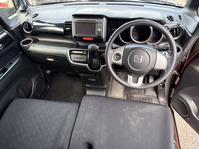 HONDA N-BOX