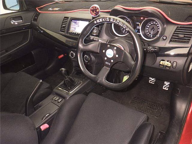 MITSUBISHI LANCER EVOLUTION