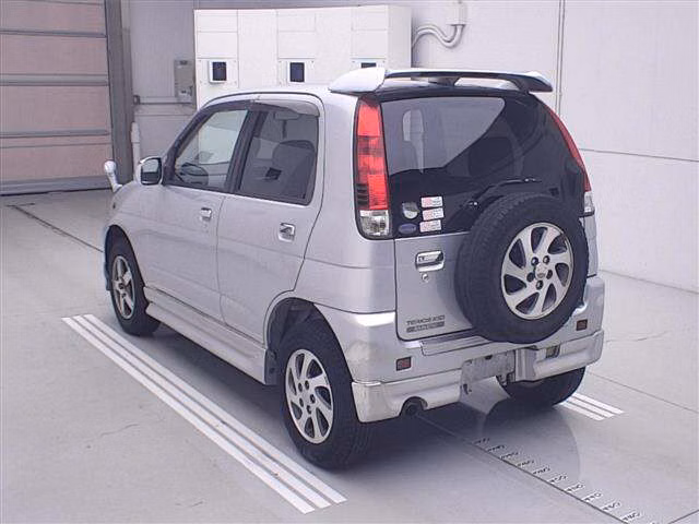 DAIHATSU TERIOS KID