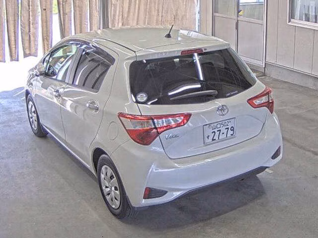 TOYOTA VITZ