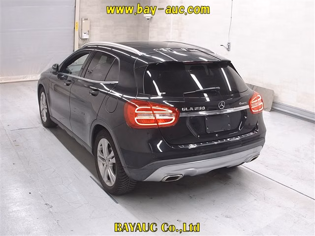 MERCEDES-BENZ GLA-CLASS