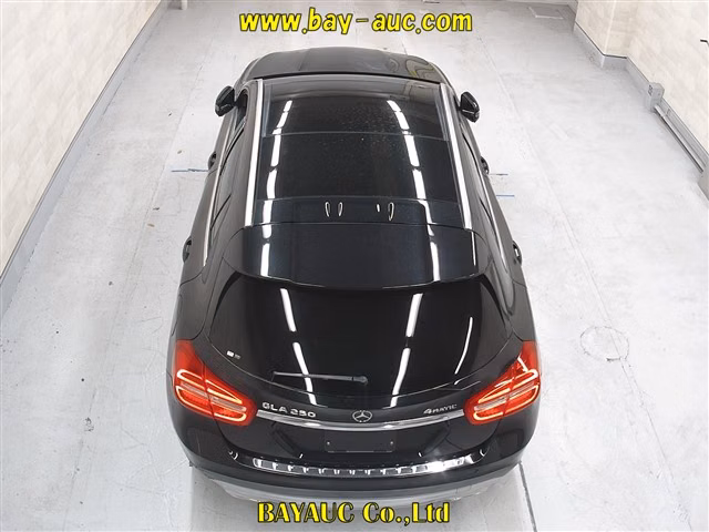 MERCEDES-BENZ GLA-CLASS