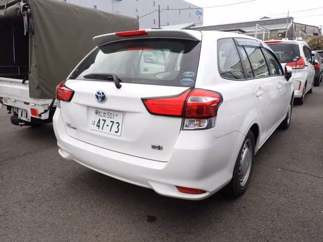 TOYOTA COROLLA FIELDER