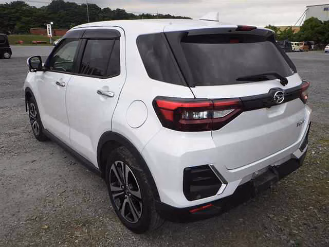 DAIHATSU ROCKY