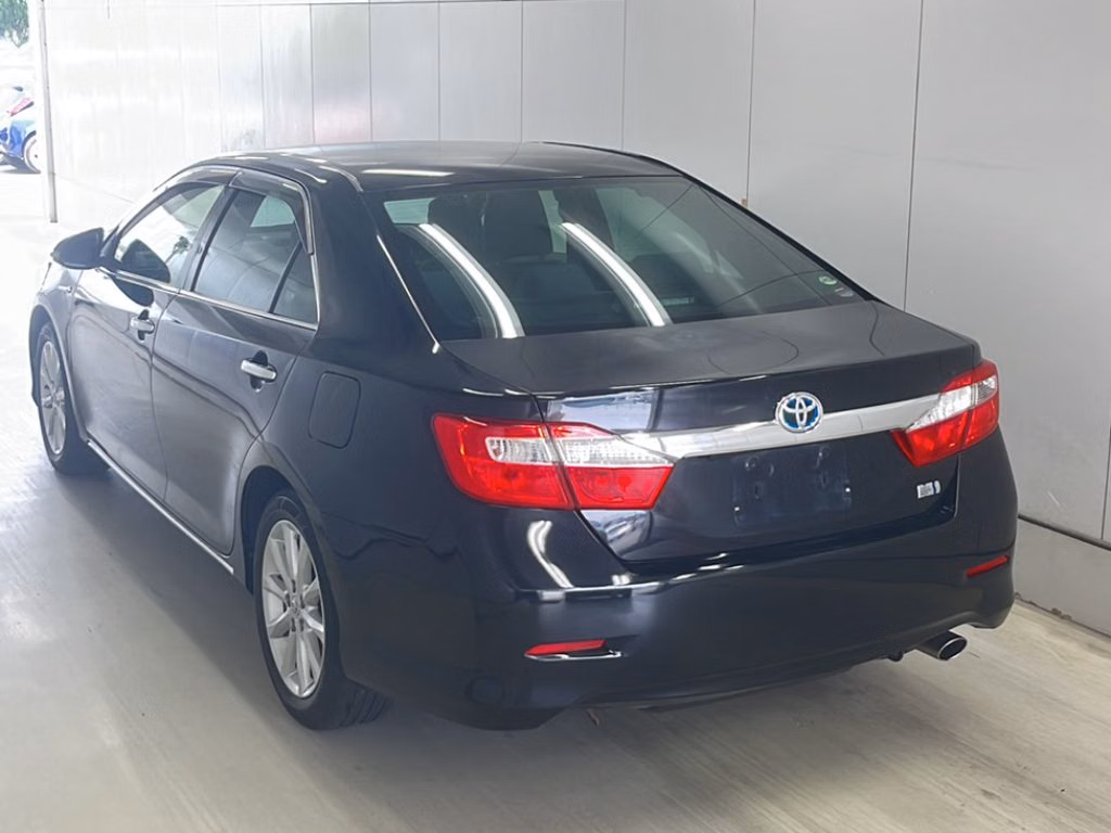 TOYOTA CAMRY