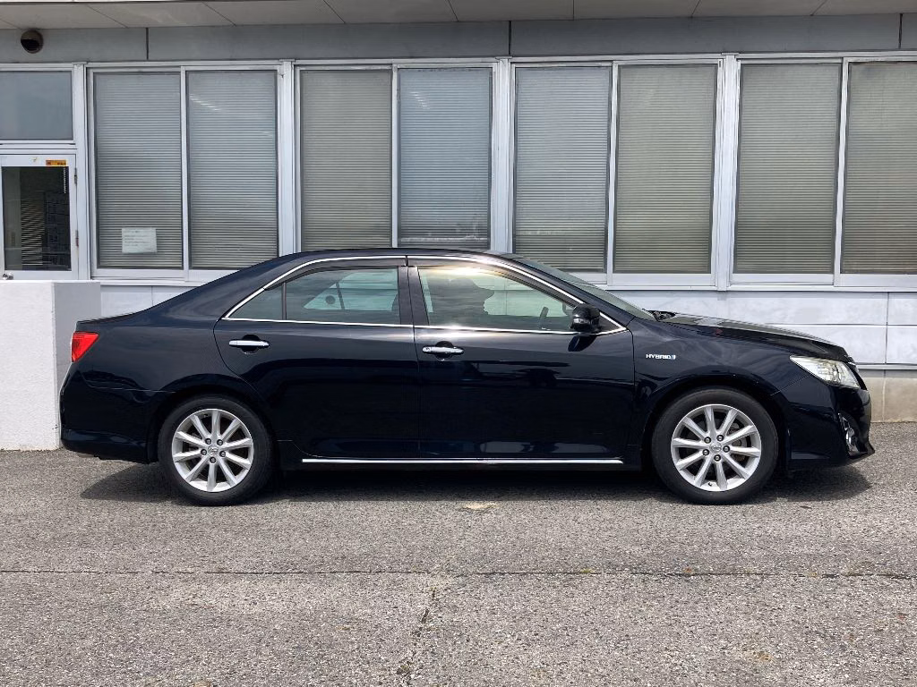 TOYOTA CAMRY